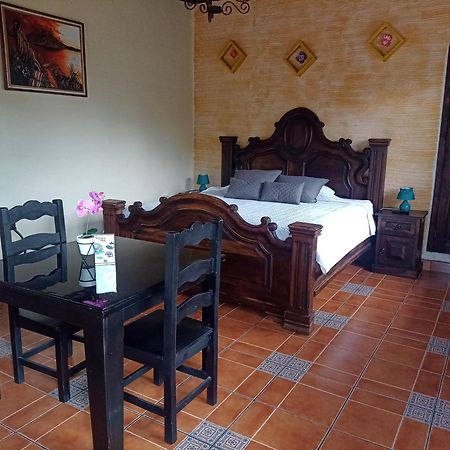 Hotel El Mirador Anexo 1 Santa Lucía Milpas Altas Стая снимка