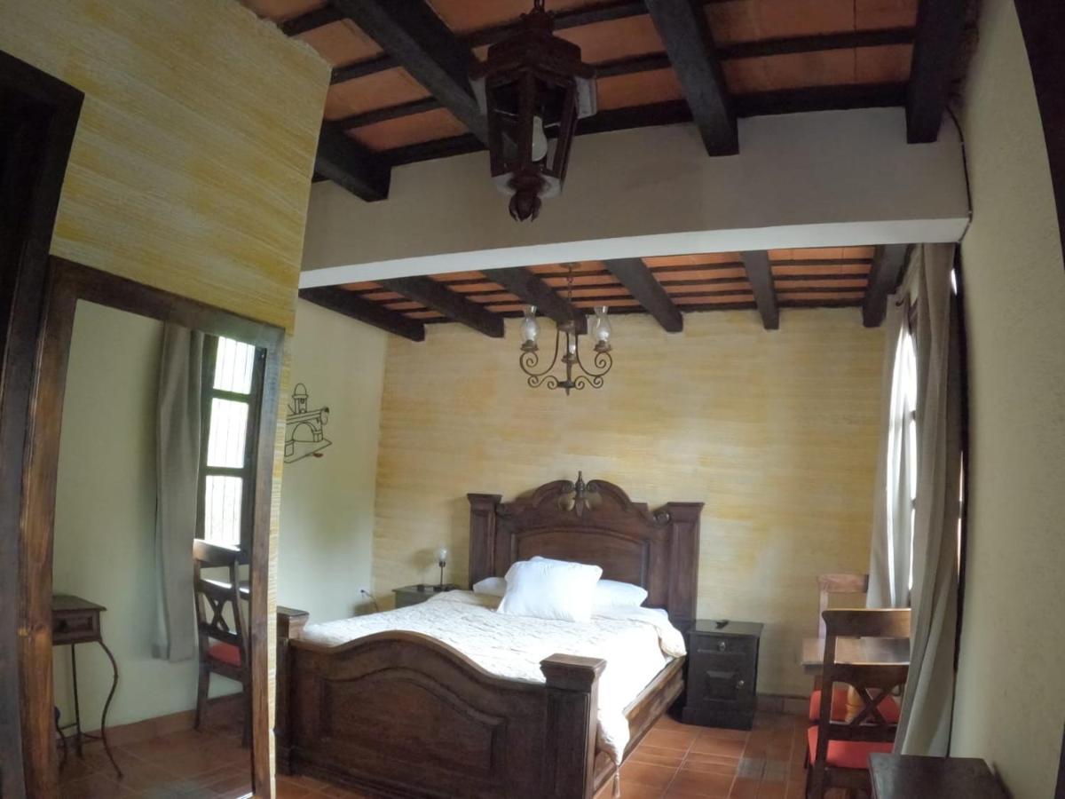 Hotel El Mirador Anexo 1 Santa Lucía Milpas Altas Стая снимка